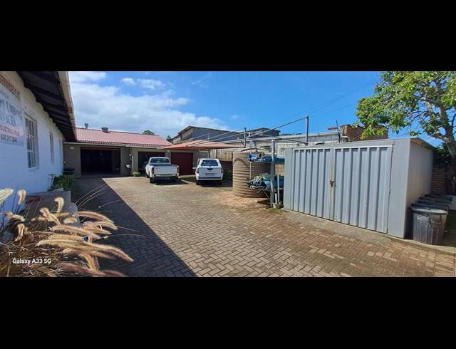 BUSINESS FOR SALE IN MARGATE BEACH